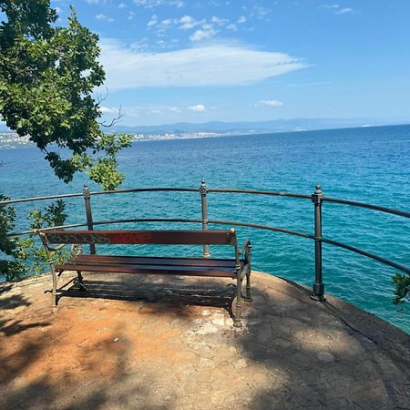 Deluxe Apartment Ana 100 M From The Beach Опатія Екстер'єр фото
