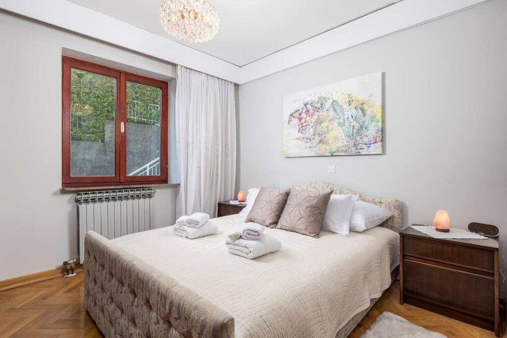 Deluxe Apartment Ana 100 M From The Beach Опатія Екстер'єр фото